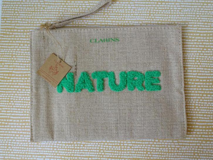Clarins toilettas 'nature', Sieraden, Tassen en Uiterlijk, Toilettassen, Nieuw, Dame, Overige kleuren, Ophalen of Verzenden