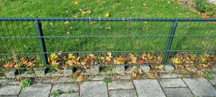 Garden fence, Tuin en Terras, Tuinschermen, Gebruikt, Staal, Minder dan 100 cm, 200 cm of meer, Ophalen