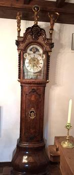 Amsterdams staand horloge met carillon en scheepjesmechaniek, Ophalen