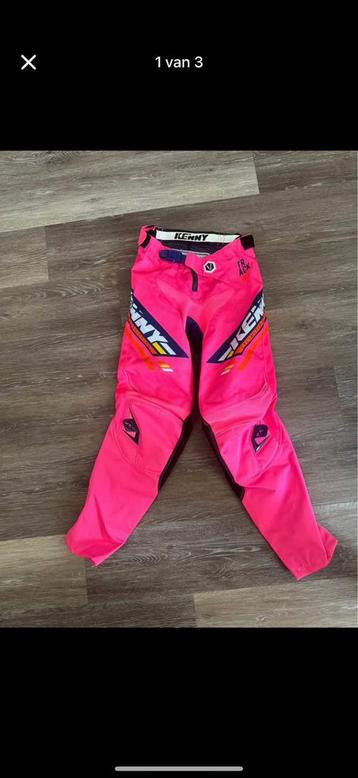 Kenny broek roze beschikbaar voor biedingen