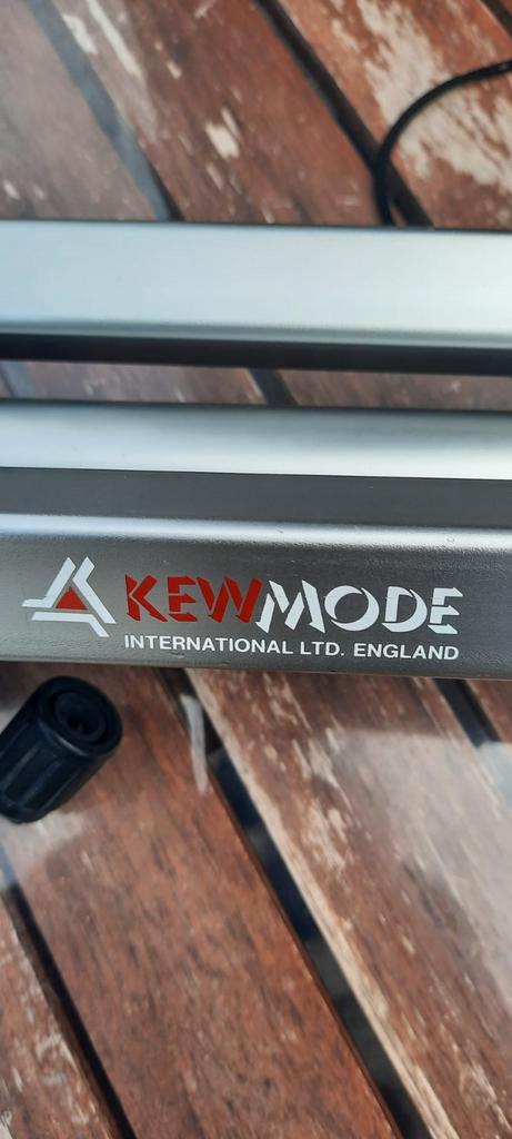 Kew Mode Statief met Fluid Head - Gebruikt, Audio, Tv en Foto, Fotografie | Statieven en Balhoofden, Gebruikt, Driepoot, 150 tot 175 cm