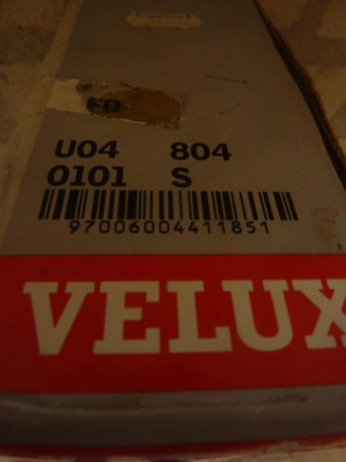 Nieuw Velux verduisterend gordijn met plissé/DFD U04 (134x98, Huis en Inrichting, Stoffering | Gordijnen en Lamellen, Nieuw, Minder dan 100 cm