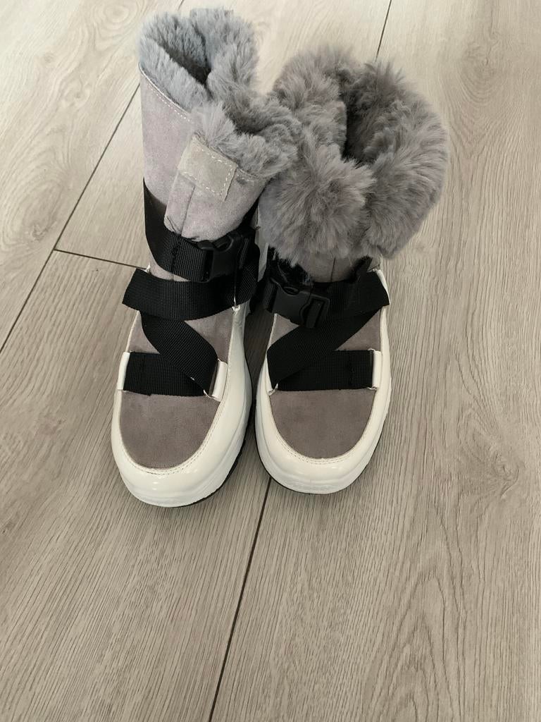 Grijze Snowboots met Zwarte Banden nieuw 38, Ophalen, Zo goed als nieuw, Grijs, Snowboots