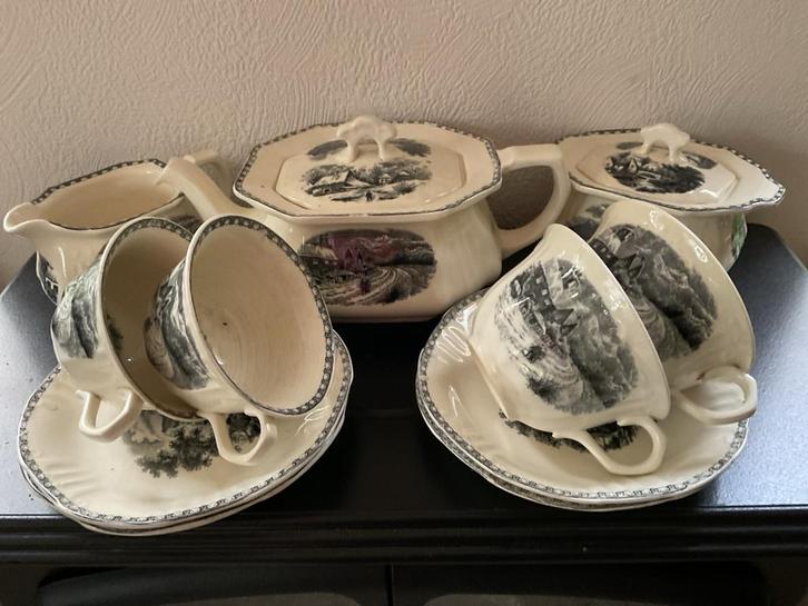 Antiek Theeservies Société Céramique Maastricht, Antiek en Kunst, Antiek | Servies compleet, Ophalen of Verzenden