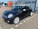 Mini 1.6 Cooper 2007 Zwart SCHADE VRIJ MET STORING, Auto's, Mini, Voorwielaandrijving, Stof, 4 cilinders, 4 stoelen