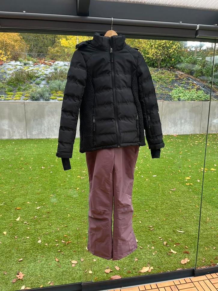 Skipak dames maat xs/36 zwart, paars/lila, Kleding | Dames, Wintersportkleding, Zo goed als nieuw, Jack, Maat 36 (S), Ophalen of Verzenden