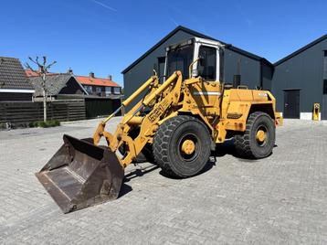 Liebherr L521 met Puin-Bak. Extra hydr functies. (bj 1989) beschikbaar voor biedingen