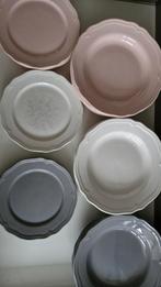 Bordenset, Huis en Inrichting, Keuken | Servies, Ophalen, Gebruikt, Overige stijlen, Bord(en)