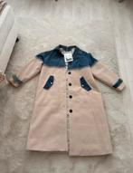 Nieuwe jas met spijkerstof details, Kleding | Dames, Jassen | Zomer, Ophalen of Verzenden, Nieuw, Maat 42/44 (L), Blauw