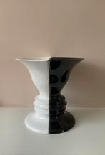 Tête à Fleur, zwart witte vaas  van Paul Baars, Ophalen of Verzenden
