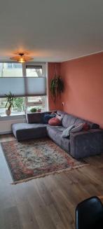 Bankstel van de Troubadour - Hoekbank met Ligdeel, Ophalen, Zo goed als nieuw, Minder dan 10 m², Tapijt