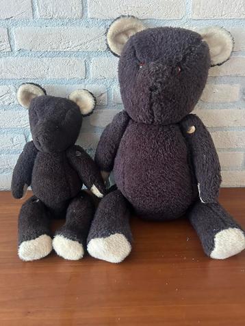 Vintage teddyberen beschikbaar voor biedingen