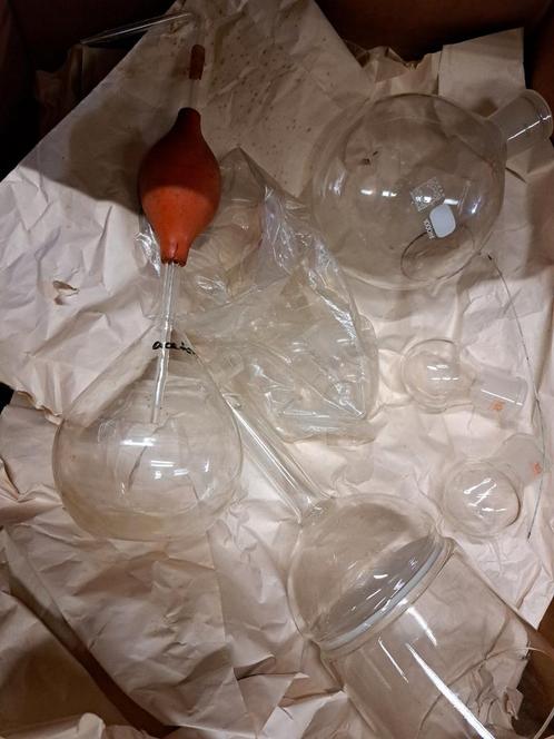 Ruim 40 st oude laboratorium glas voor oa medisch onderzoek, Verzamelen, Overige Verzamelen, Gebruikt, Ophalen