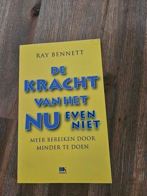R. Bennett - De kracht van het Nu (even niet), Boeken, Psychologie, Nieuw, Ophalen of Verzenden