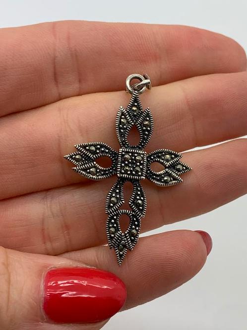 T754 Prachtige zilveren hanger markasiet kruisje, Sieraden, Tassen en Uiterlijk, Antieke sieraden, Hanger, Zilver, Ophalen of Verzenden
