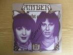 AMBER      OUT OF SIGHT OUT OF MIND / PI PI PI, 7 inch, Single, Ophalen of Verzenden, Zo goed als nieuw