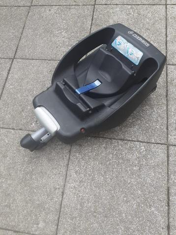 Maxi Cosi EasyBase2 houder met gordelbevestiging beschikbaar voor biedingen