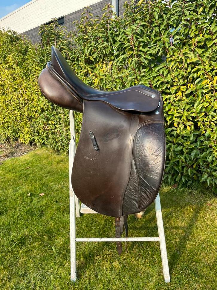 Passier dressuurzadel, Dieren en Toebehoren, Paarden en Pony's | Zadels, Dressuur, Ophalen of Verzenden