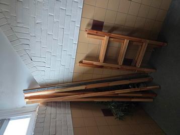 Hout  beschikbaar voor biedingen