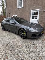 Porsche Panamera 2.9 V6 E-hybrid 462pk Vulkaangrijs, Automaat, 2165 kg, Zwart, 38 km/l