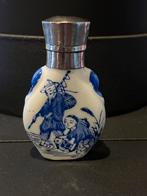 Prachtig Chinees/ Japans parfum flesje met zilveren dop, Antiek en Kunst, Ophalen of Verzenden, Zilver