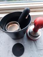 Cafelat tubbi t.w.v €30
De Cafelat Pillar temper t.w.v €60, Ophalen of Verzenden, Zo goed als nieuw, Handmatige melkopschuimer