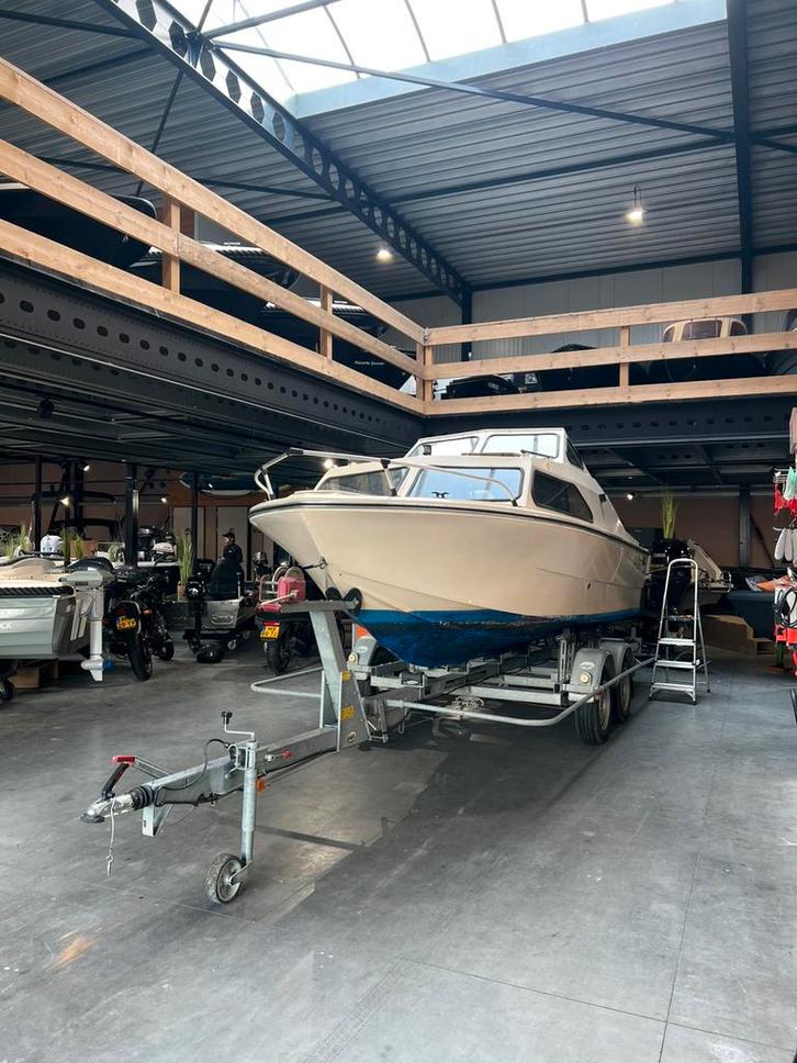 Beekman kajuit boot (visboot) zonder trailer zonder motor, Watersport en Boten, Vis- en Consoleboten, Gebruikt, 50 tot 70 pk, 3 tot 6 meter