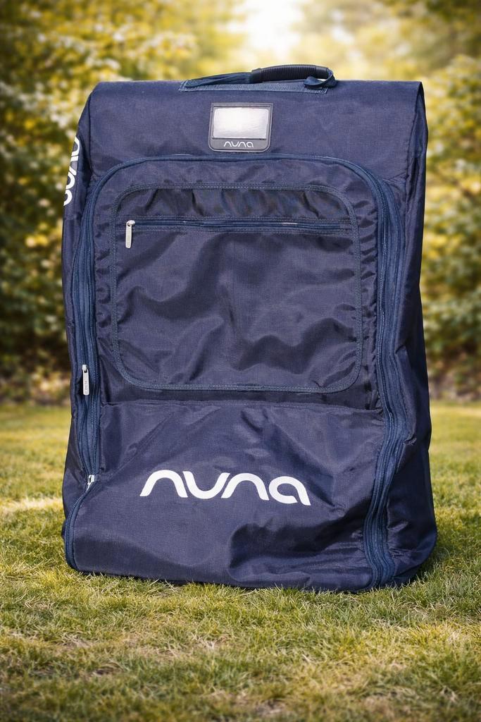 Nuna Reistas op Wielen - Indigo - Zo Goed Als Nieuw, Kinderen en Baby's, Babymode-accessoires, Zo goed als nieuw, Ophalen