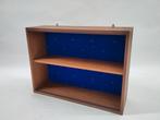 Vintage teak houten vitrinekastje hangkastje hout kast, Mid century modern, ., Glas, .