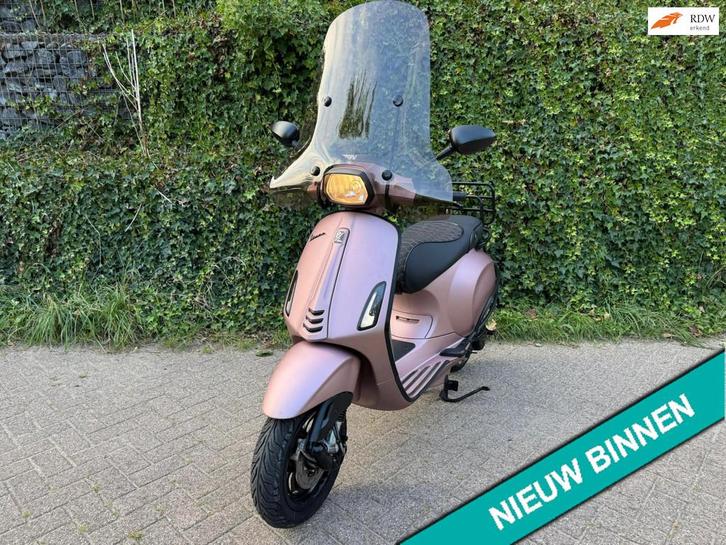 Vespa Sprint ROSE GOLD CUSTOM Scooter BETAAL met in3, Fietsen en Brommers, Scooters | Vespa, Gebruikt, Overige modellen, Benzine