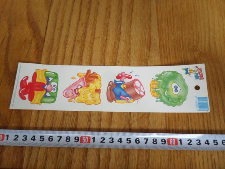 sticker set strip ijsje worst friet met, Verzamelen, Stickers, Zo goed als nieuw, Bedrijf of Vereniging, Ophalen