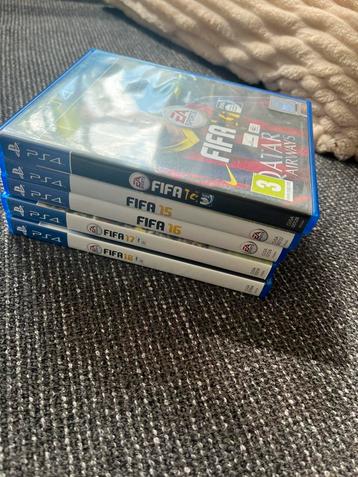 FIFA 14 tm 18 ~ playstation 4  beschikbaar voor biedingen