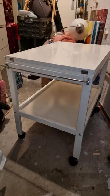 IKEA PS wit stalen bijzettafel / keukentrolley / salontafel  beschikbaar voor biedingen