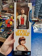 Star Wars figuur Qi'Ra Corellia E2879 Disney Hasbro, Verzamelen, Star Wars, Actiefiguurtje, Ophalen of Verzenden, Zo goed als nieuw