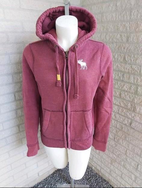 Abercrombie & Fitch vest - maat S, Kleding | Dames, Truien en Vesten, Zo goed als nieuw, Maat 36 (S), Rood, Ophalen of Verzenden
