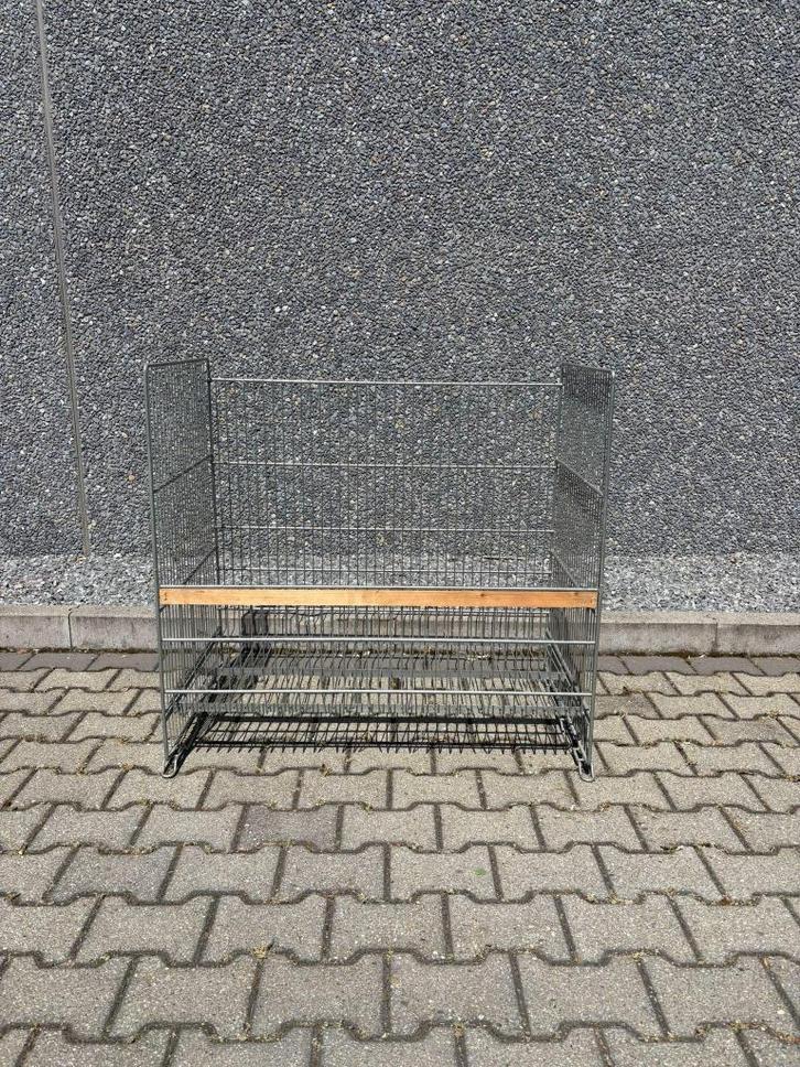 Partij draadmanden / Winkelmanden gebruikt, Doe-het-zelf en Verbouw, IJzerwaren en Bevestigingsmiddelen