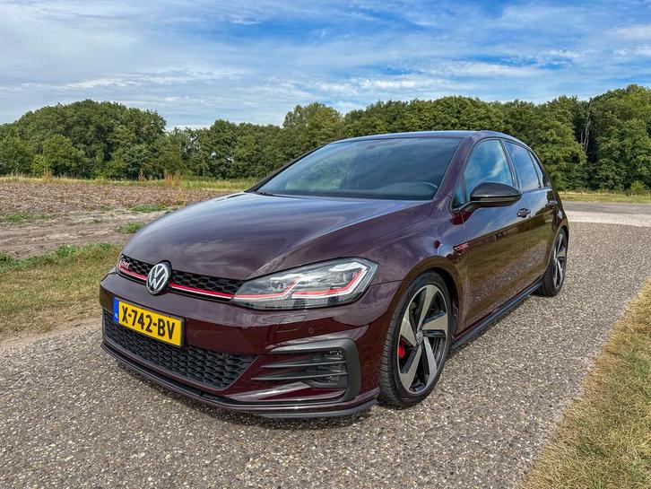 Volkswagen Golf 2.0 TSI Performance *Rubin Black | Dynaudio*, Auto's, Volkswagen, Particulier, Golf, ABS, Achteruitrijcamera, Adaptive Cruise Control