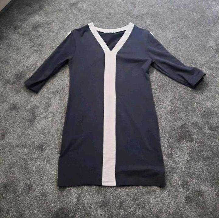 Nette jurk maat L, Kleding | Dames, Jurken, Blauw, Knielengte, Ophalen of Verzenden