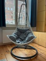 Hangstoel / Egg chair. Wit/zwart met grijze kussens., Huis en Inrichting, Ophalen, Wit, Zo goed als nieuw, Stof