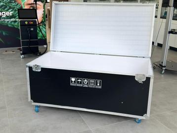 Transportkist 120 x 67 x 56 cm beschikbaar voor biedingen