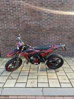 Beta rr 50 2022 - 4800 KM Schakelbrommer, Fietsen en Brommers, Brommers | Crossbrommers, 6 versnellingen, Zo goed als nieuw, 50 cc