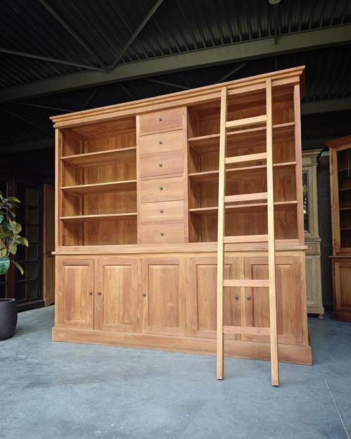 Prachtige Boekenkast | Bijzondere Winkelkast | Teak #2106, Huis en Inrichting, Kasten | Boekenkasten, Met lade(s), Met deur(en)