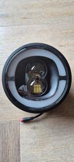Nieuwe lamp met defect kabeltje, Fietsen en Brommers, Elektrische fietsen, Ophalen of Verzenden, Zo goed als nieuw, 50 km per accu of meer
