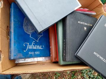 40 Juliana albums a 7,50 veel munten; hele partij collecties beschikbaar voor biedingen