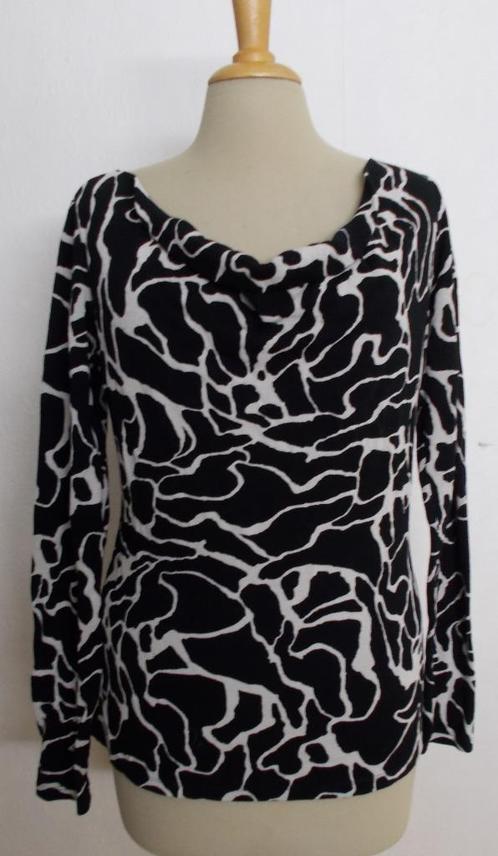 Mooie zwart/beige print top van Isabel de Pedro! 44, Kleding | Dames, Tops, Zo goed als nieuw, Maat 42/44 (L), Zwart, Lange mouw