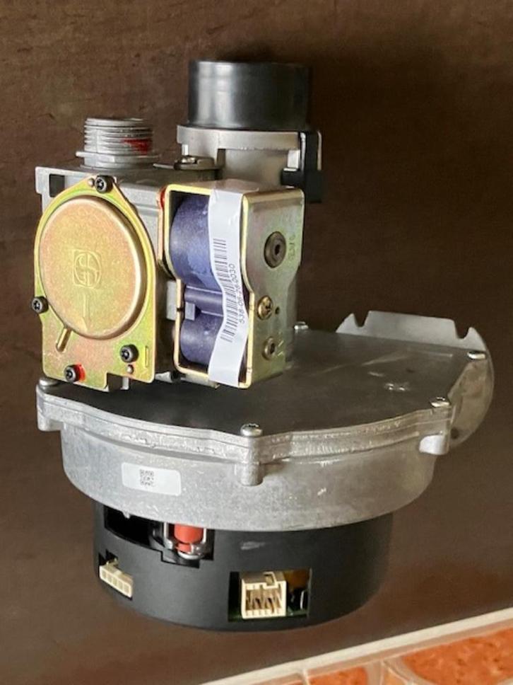 Te koop ventilator voor Nefit Smartline, Doe-het-zelf en Verbouw, Verwarming en Radiatoren, Zo goed als nieuw, Cv-ketel of Combi-ketel