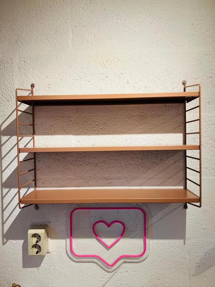 Wandrekje Roze, Huis en Inrichting, Woonaccessoires | Wandplanken en Boekenplanken, Zo goed als nieuw, Ophalen of Verzenden