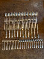 Prachtig verzilverd (90) bestek met bloemenpatroon, 12 pers., Ophalen of Verzenden