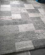 Groot vloerkleed 200 x 300cm, Huis en Inrichting, Ophalen, 200 cm of meer, Zo goed als nieuw, 200 cm of meer
