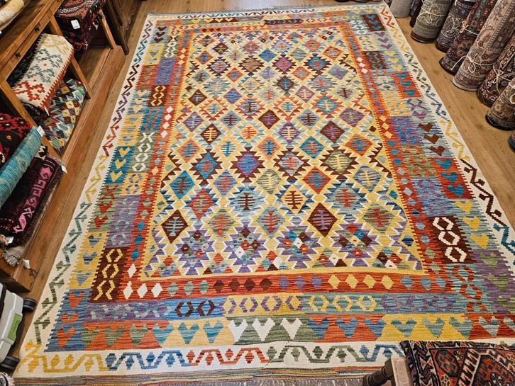 Handgeweven oosterse wollen kelim 352x251, Huis en Inrichting, Stoffering | Tapijten en Kleden, Nieuw, 200 cm of meer, 200 cm of meer